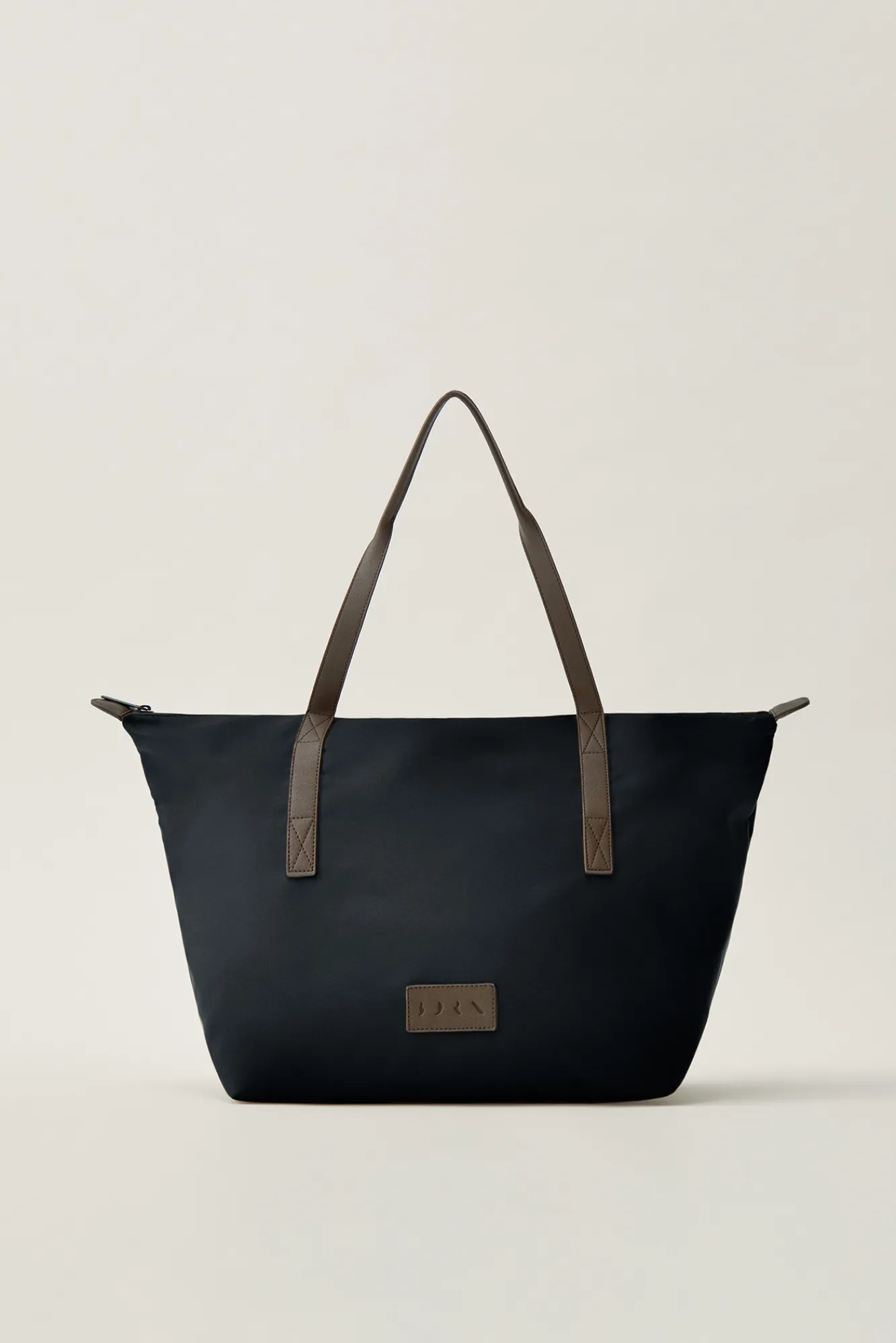 Born Living Yoga Bag Tote Black Negro Outlet