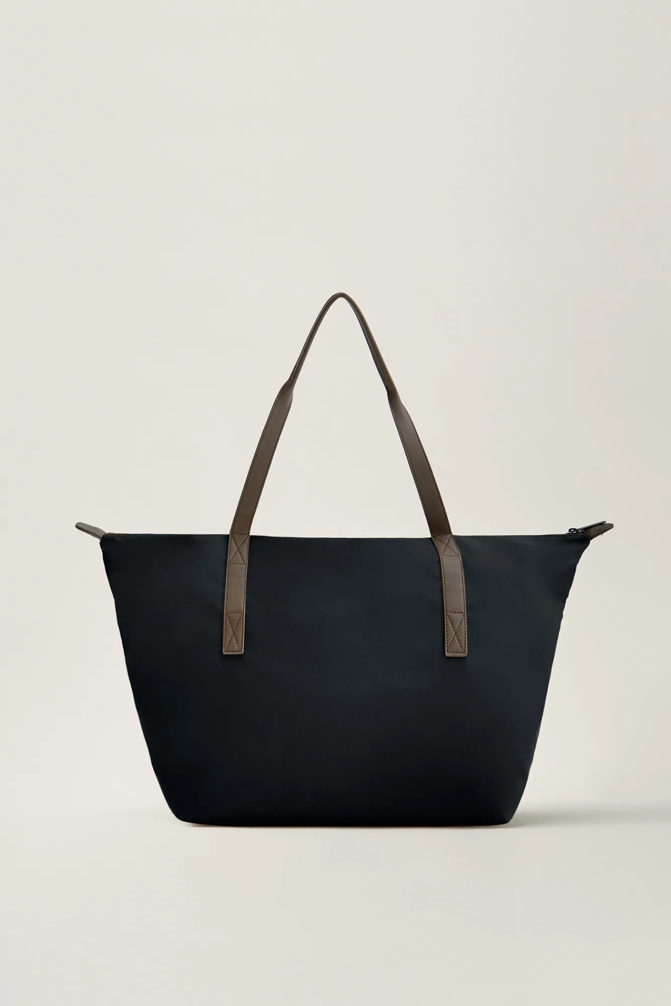 Born Living Yoga Bag Tote Black Negro Outlet