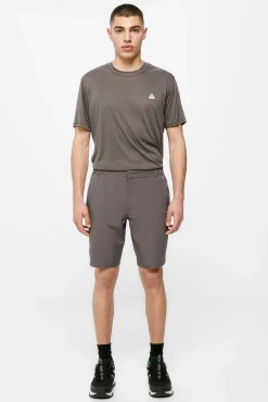 * Bermuda Tecnica Oudoor Gris Oscuro New