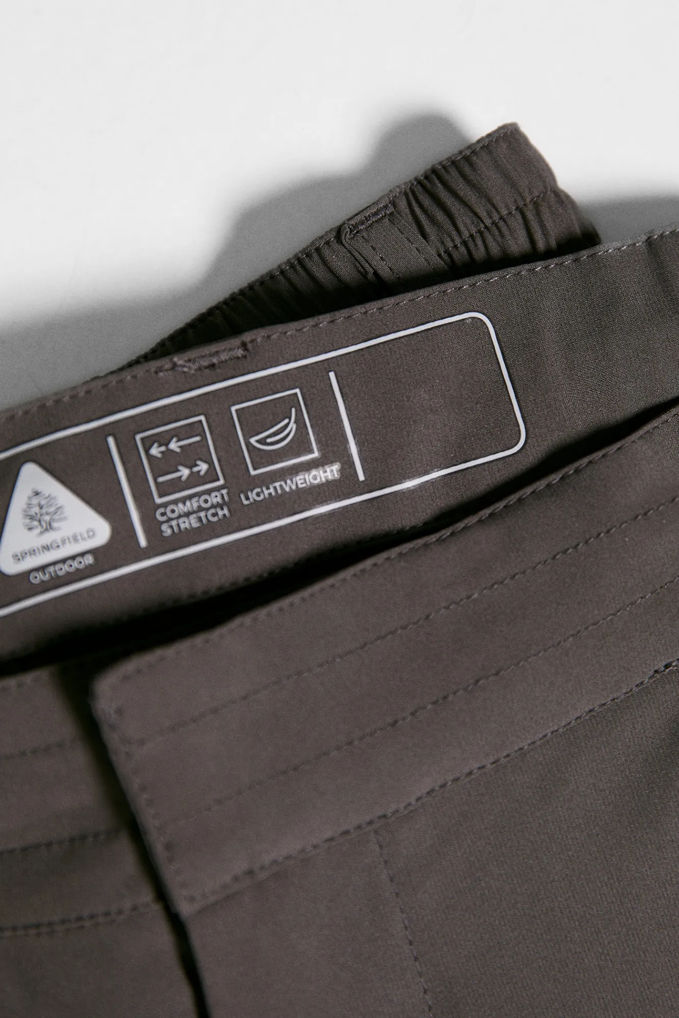 * Bermuda Tecnica Oudoor Gris Oscuro New