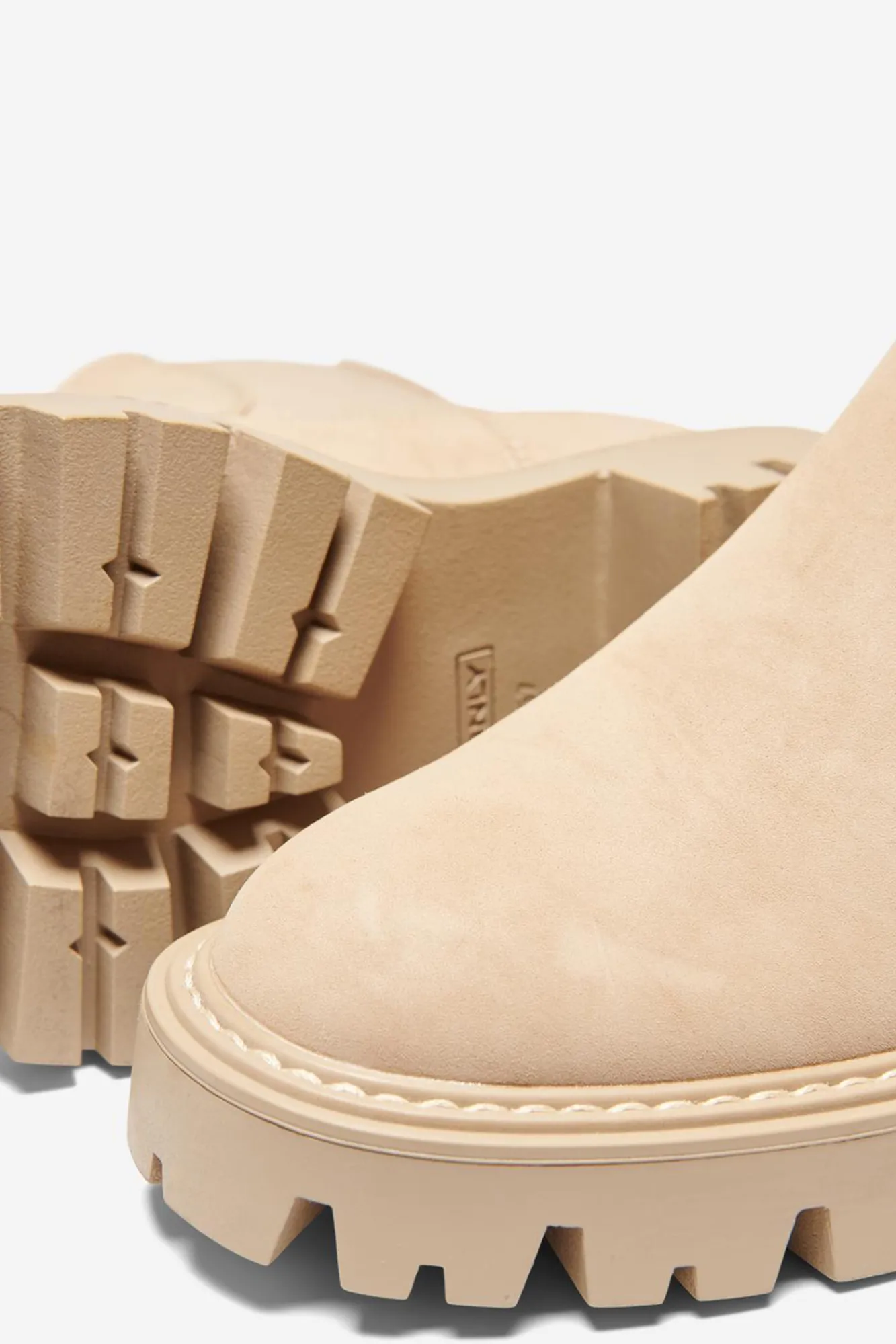 Only Bota Chelsea Suela Track Polipiel Marron Hot
