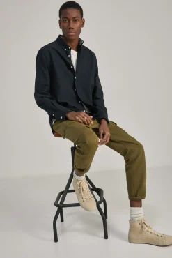 * Camisa Oxford Color Negro