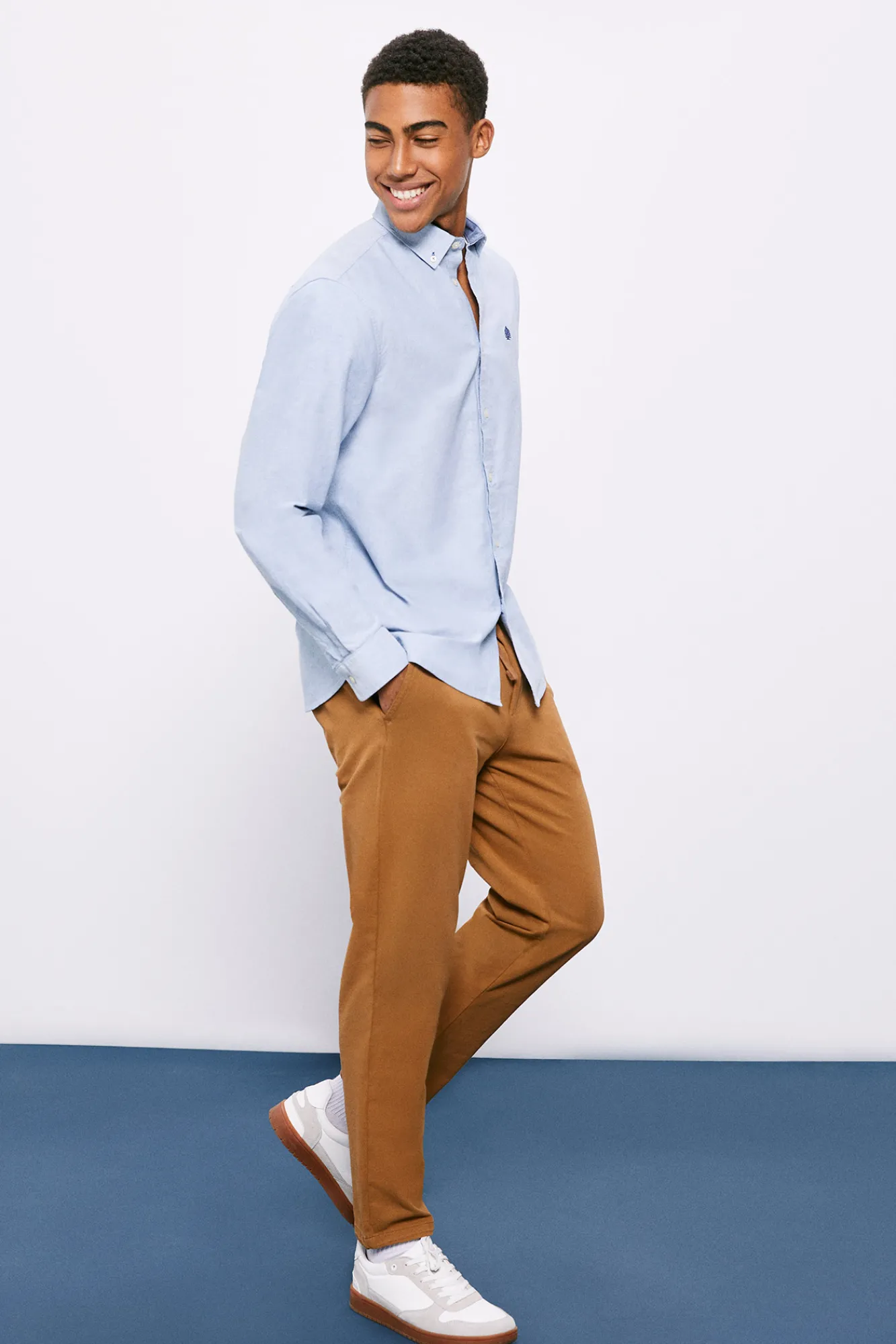 * Camisa Oxford Color Azul Claro