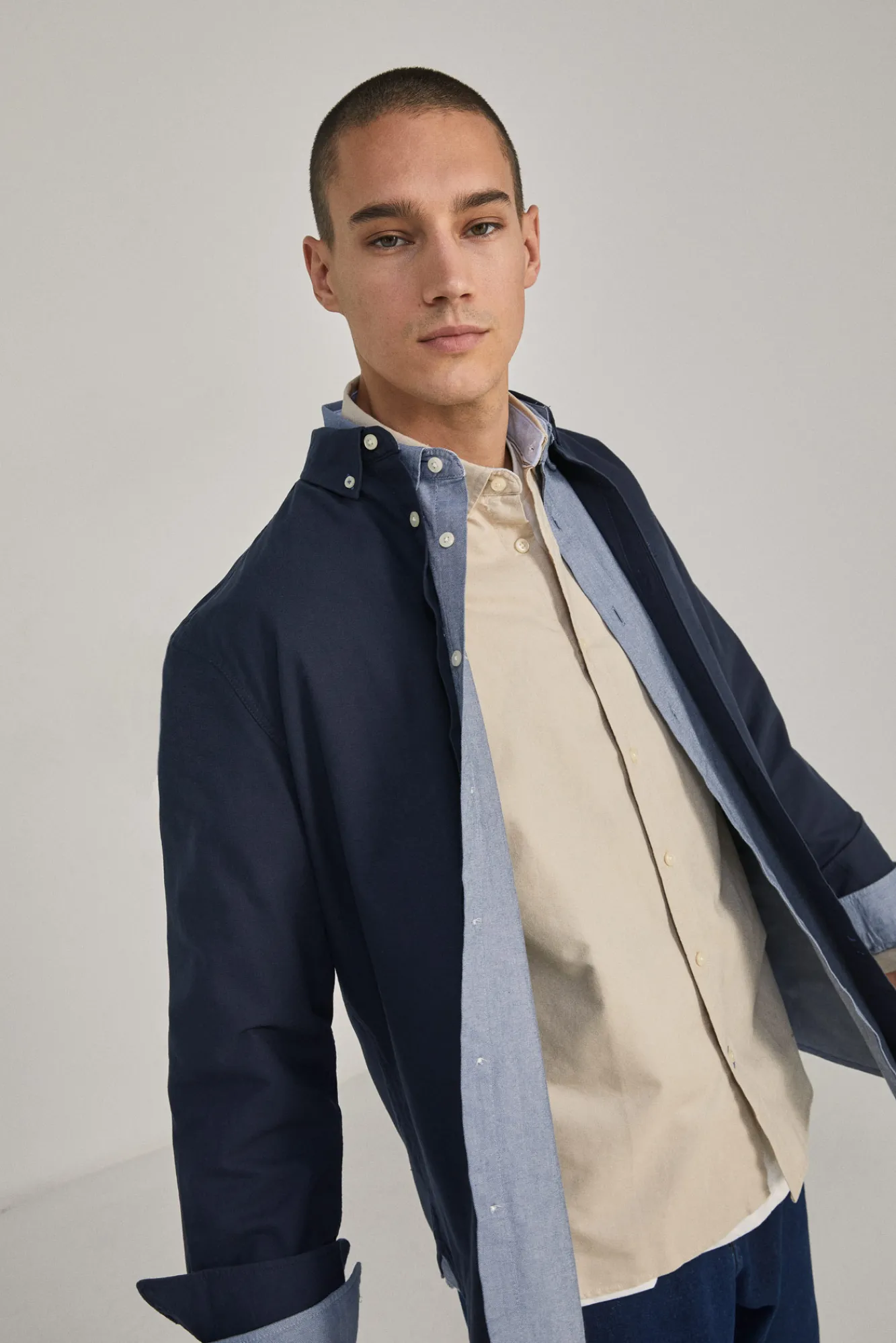 * Camisa Oxford Color Azul Medio Discount