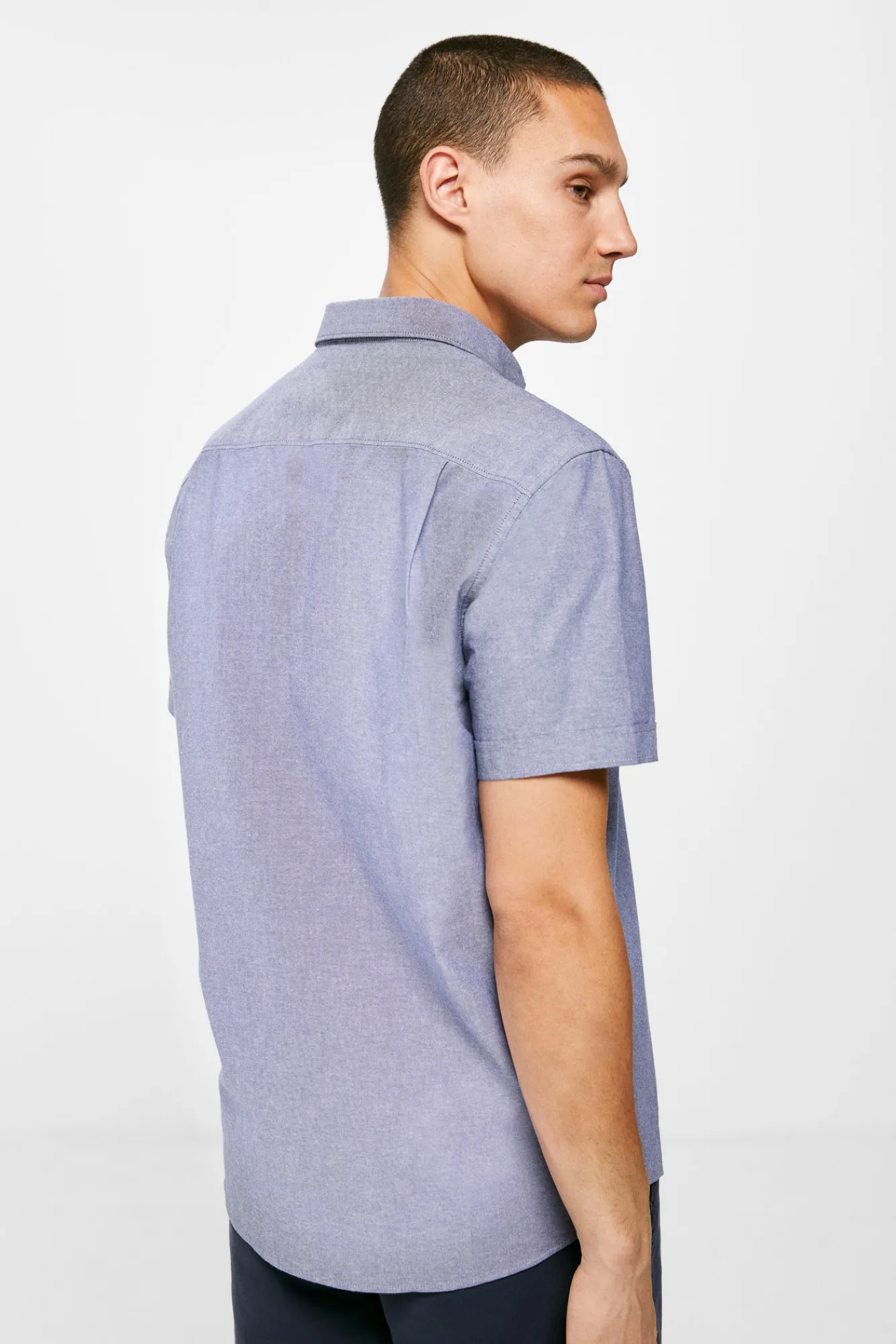 * Camisa Pinpoint Azul Medio Clearance