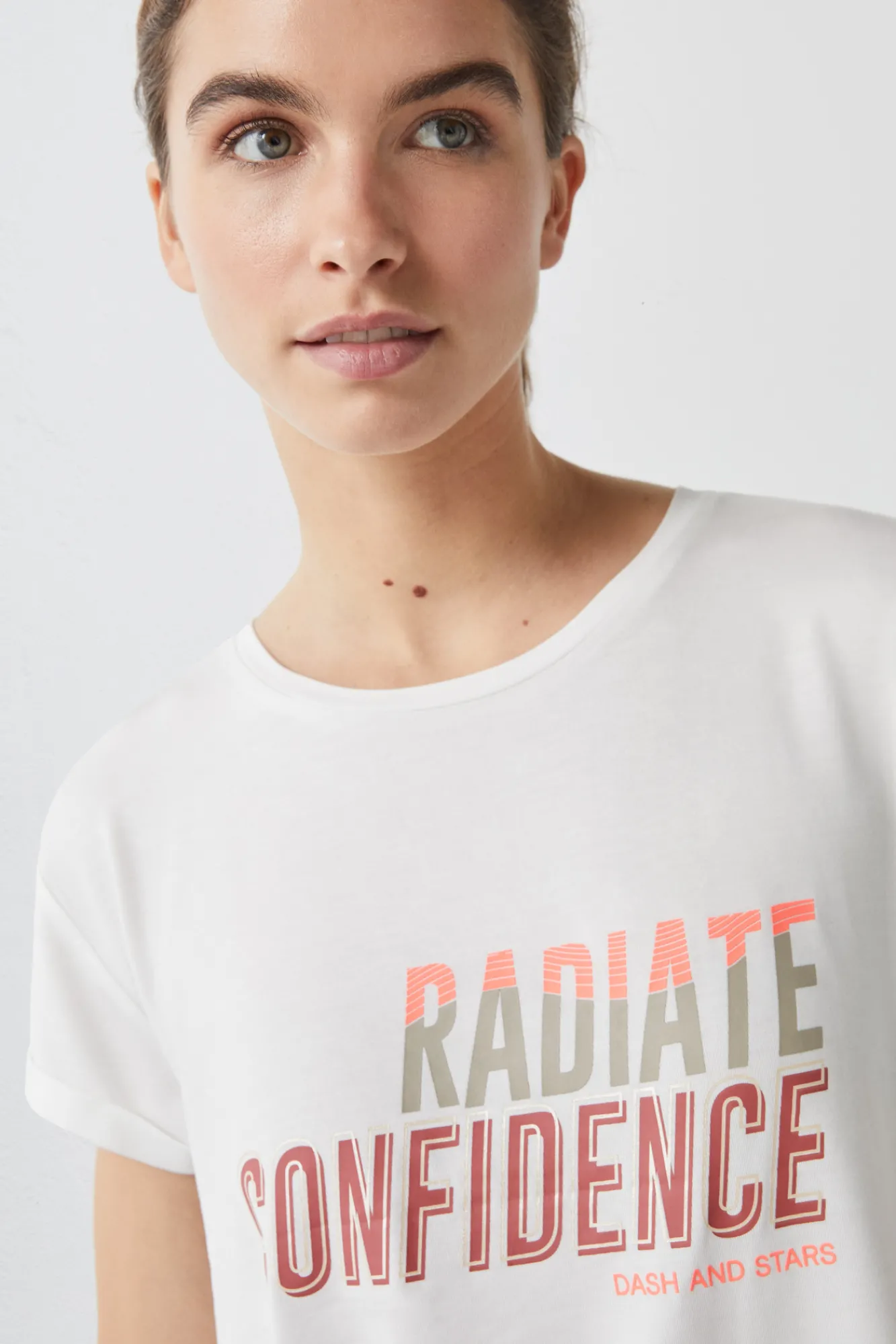 Dash and Stars Camiseta Lenzing™ Tencel™ Beige