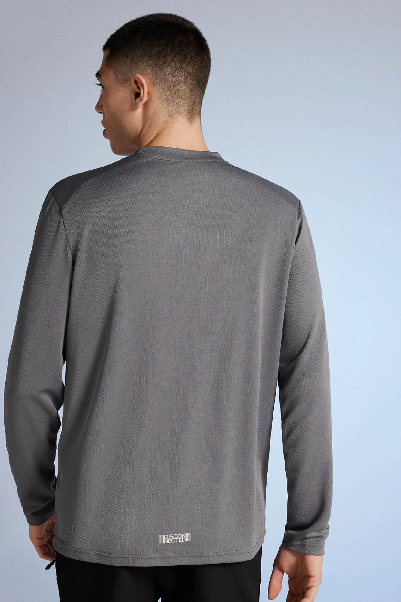 * Camiseta Oudoor Manga Larga Gris Oscuro Discount