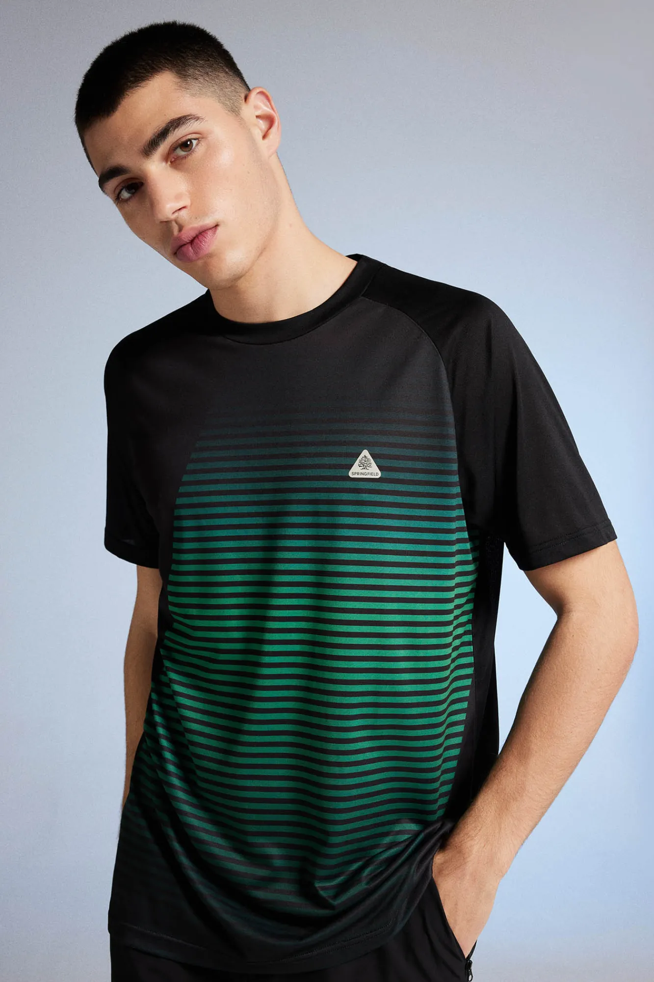 * Camiseta Outdoor Negro Hot