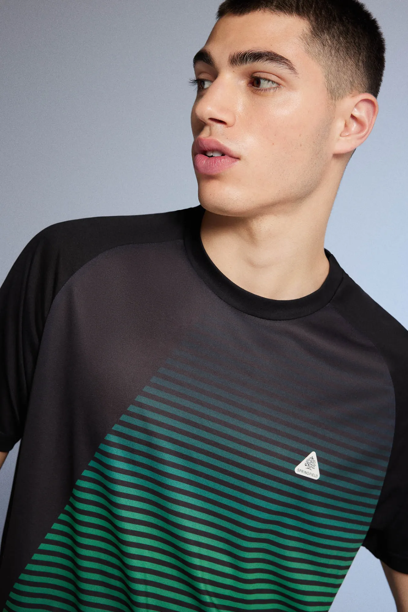 * Camiseta Outdoor Negro Hot