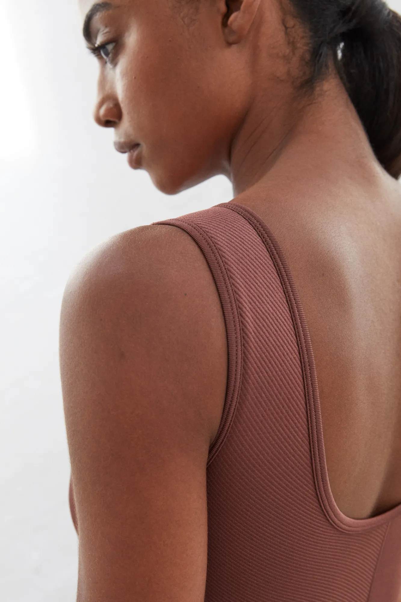 Dash and Stars Camiseta Tirantes Seamless Comfort Marron Best
