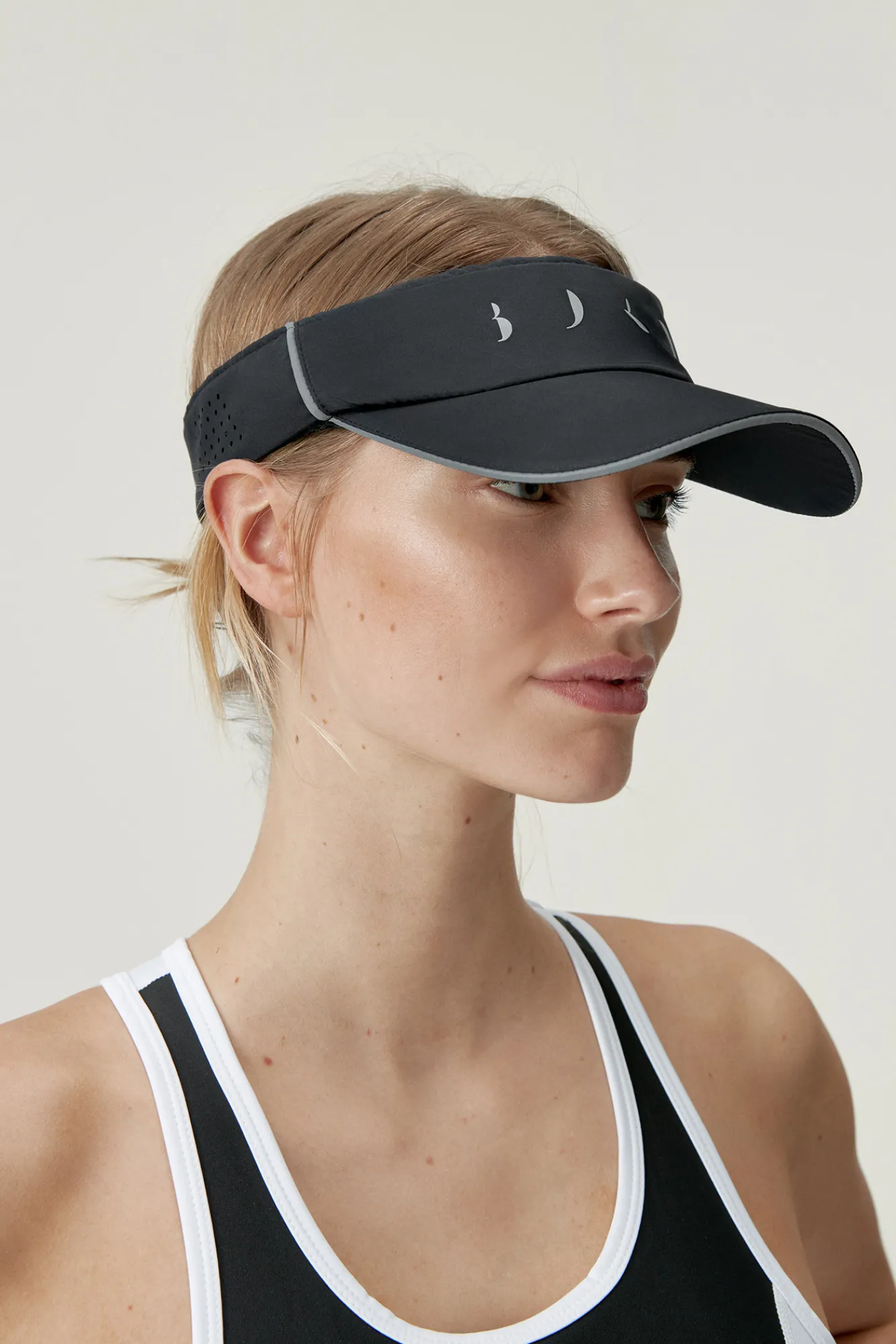 Born Living Yoga Caps Visor Black Negro Clearance