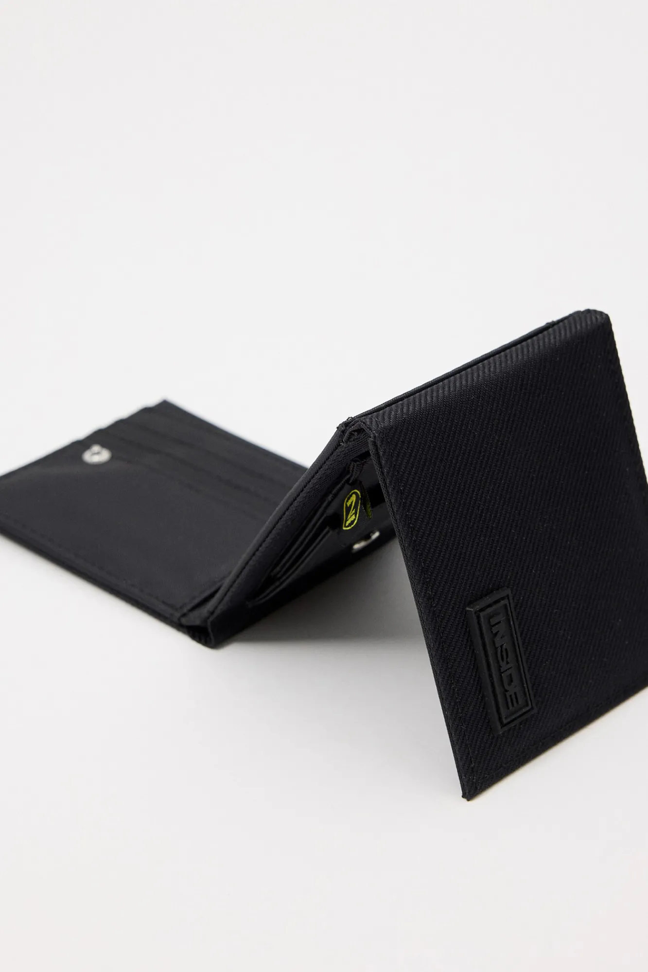 Inside Cartera Nylon Con Textura Negro