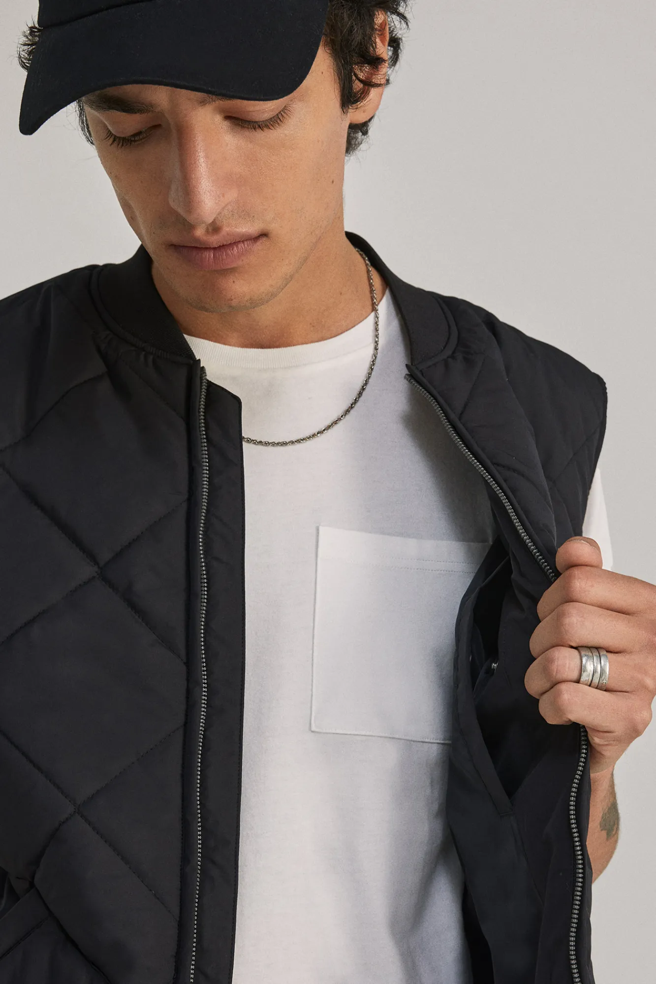* Chaleco Acolchado Cuello Bomber Negro Best