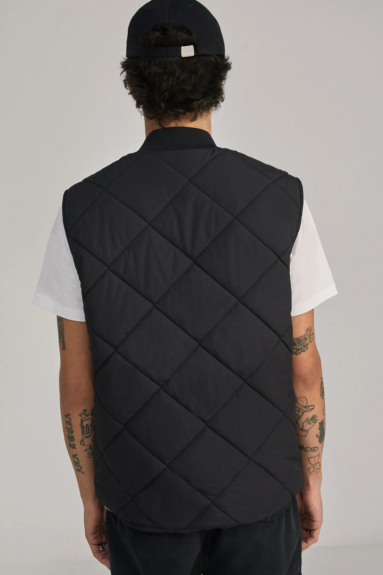 * Chaleco Acolchado Cuello Bomber Negro Best