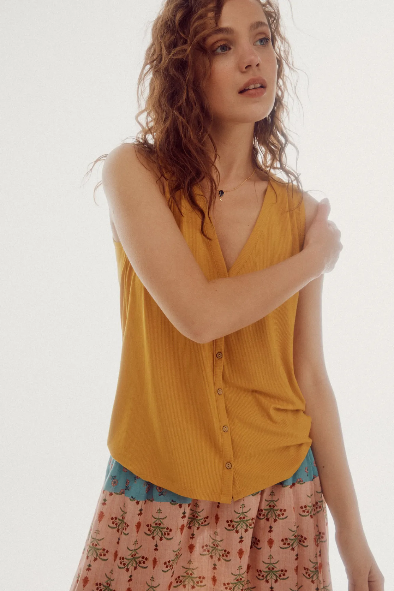 Slowlove Chaleco Fluido De Punto Dorado Outlet