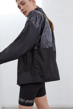 Dash and Stars Chaqueta Water Resistant Negra Negro Clearance