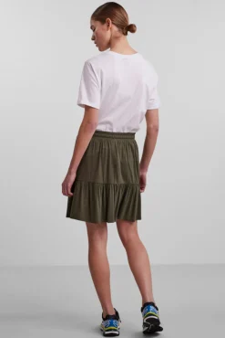 Pieces Falda Corta Verde Online