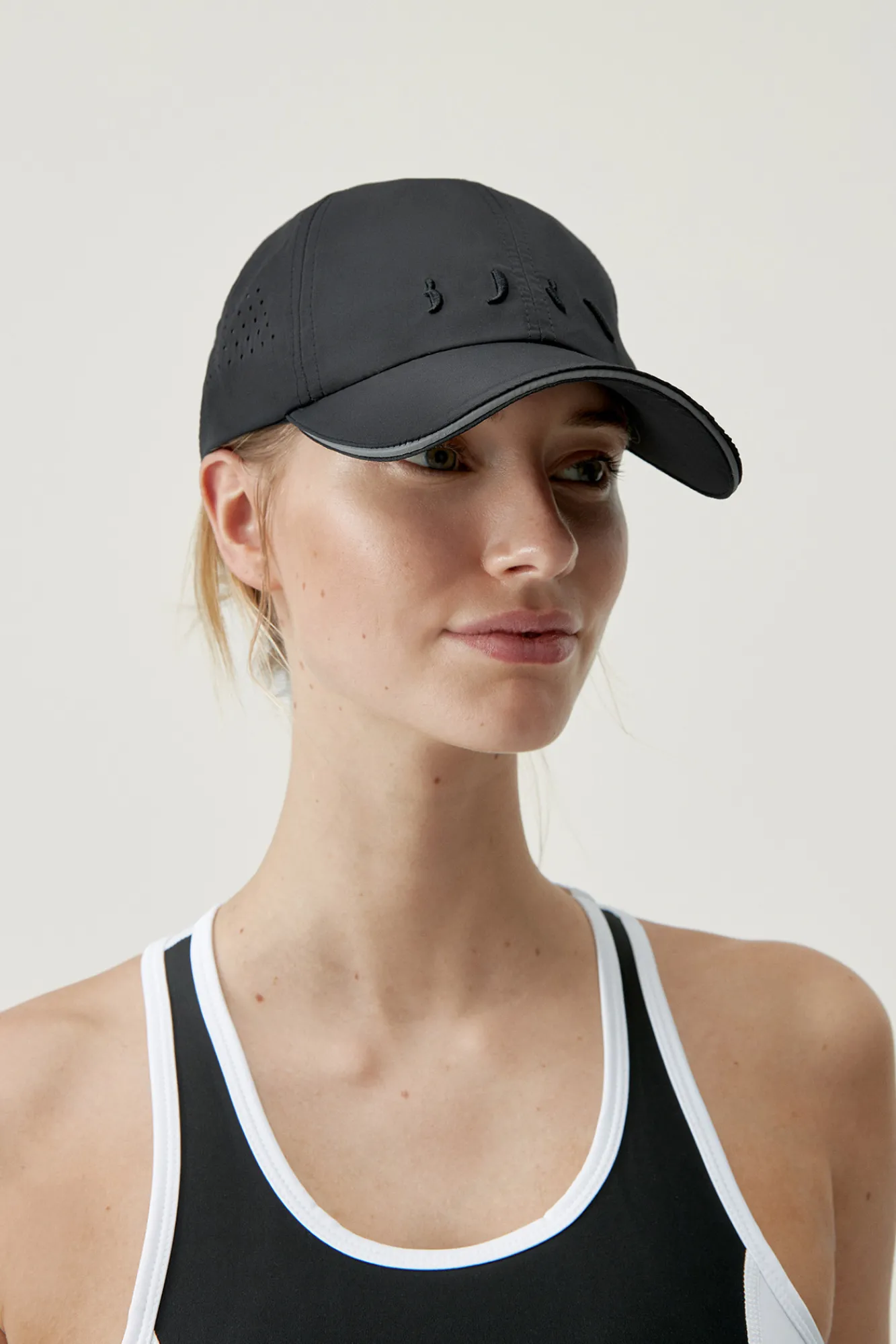 Born Living Yoga Gorra Deckel Black Negro Outlet