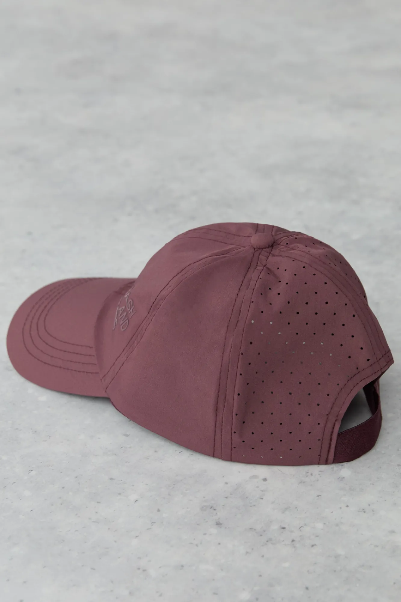 Dash and Stars Gorra Tecnica Granate Rosa Best