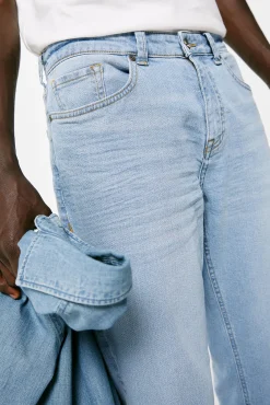 * Jeans Regular Lavado Claro Azul Indigo Hot
