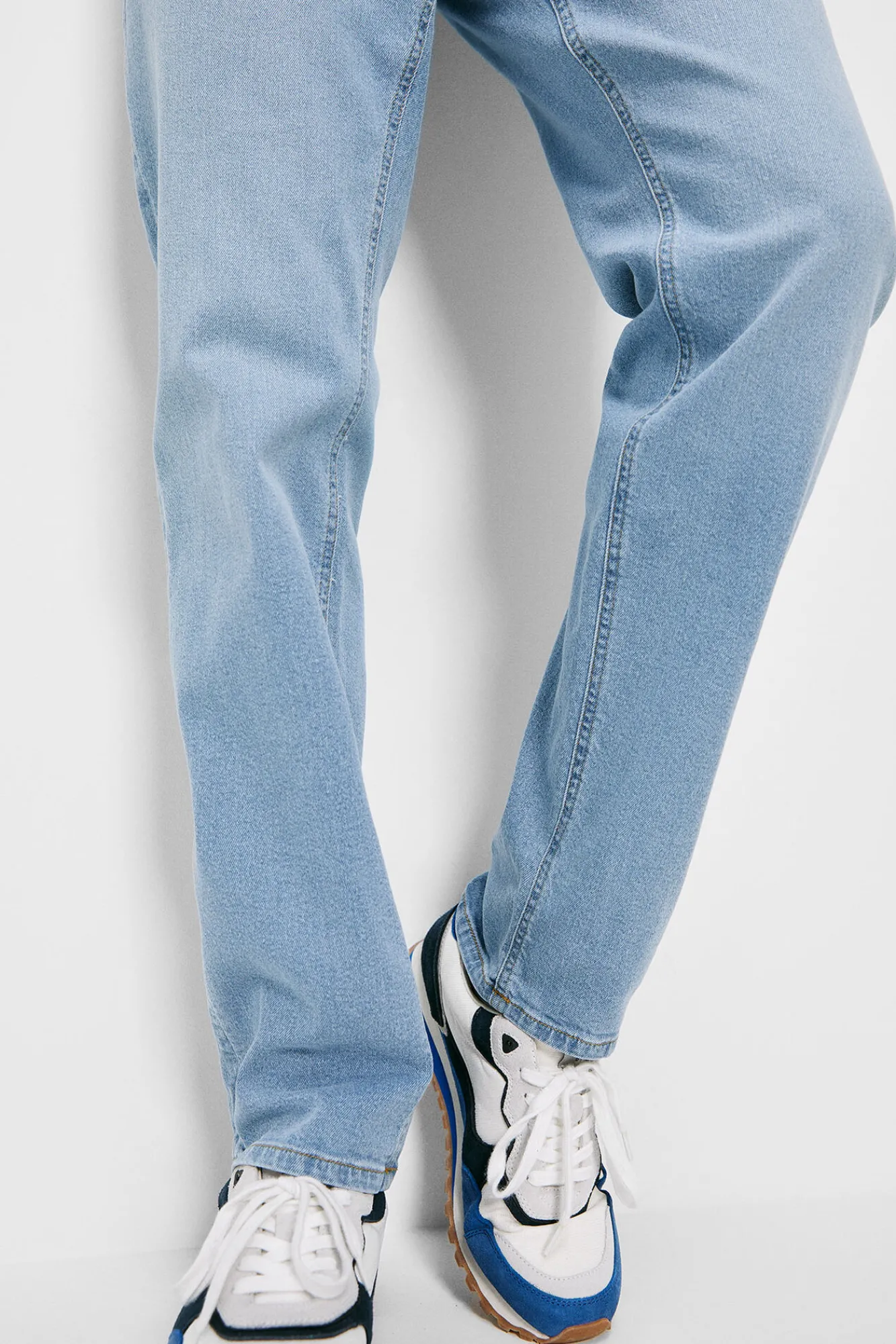 * Jeans Regular Lavado Claro Azul Indigo Hot