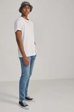 * Jeans Slim Lavado Medio Azul Medio Clearance