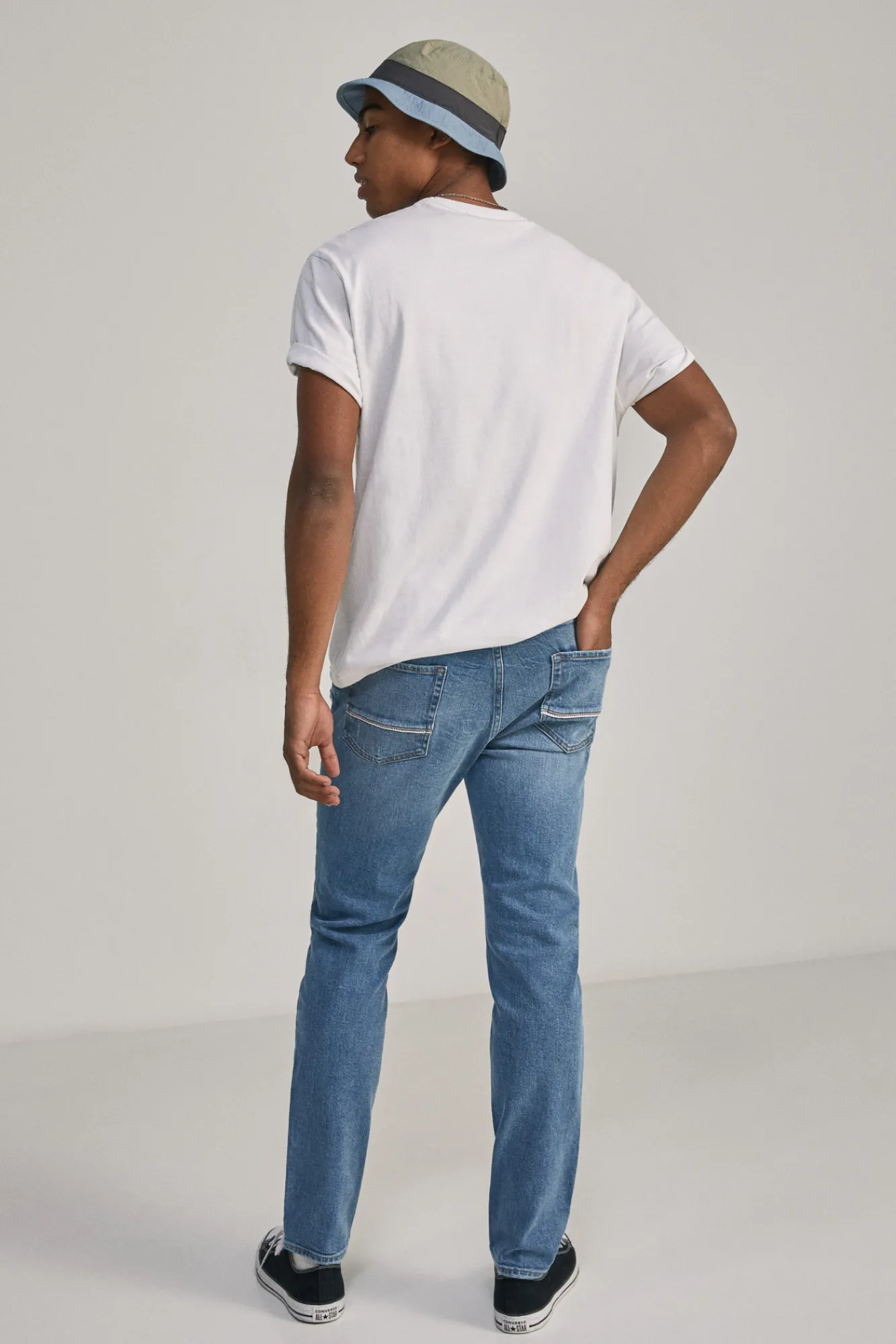 * Jeans Slim Lavado Medio Azul Medio Clearance
