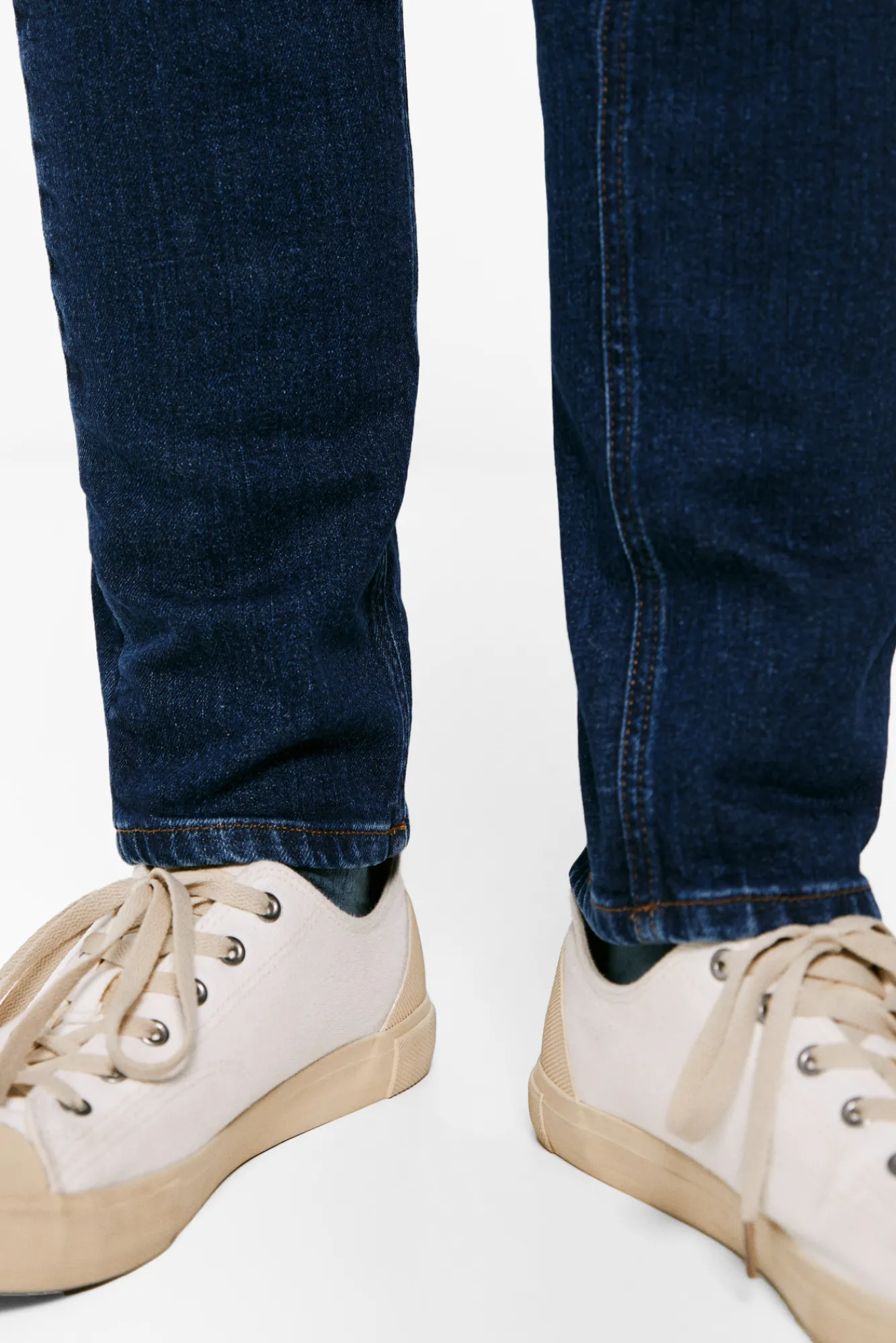 * Jeans Slim Lavado Medio Oscuro Azul Medio Discount