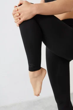 Dash and Stars Legging Largo Collagen Feel Negro Sale