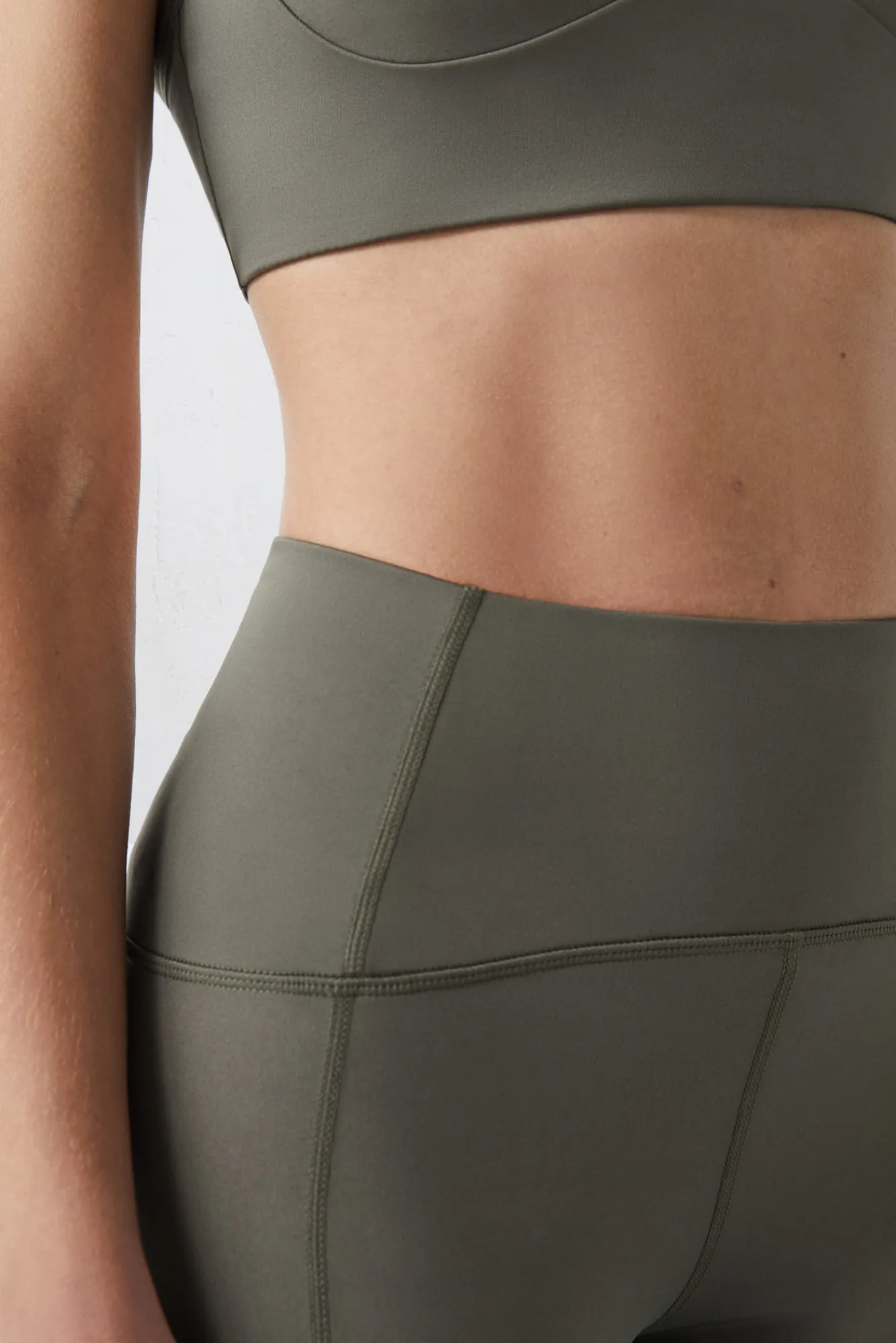 Dash and Stars Leggings Verde 4D Stretch Beige
