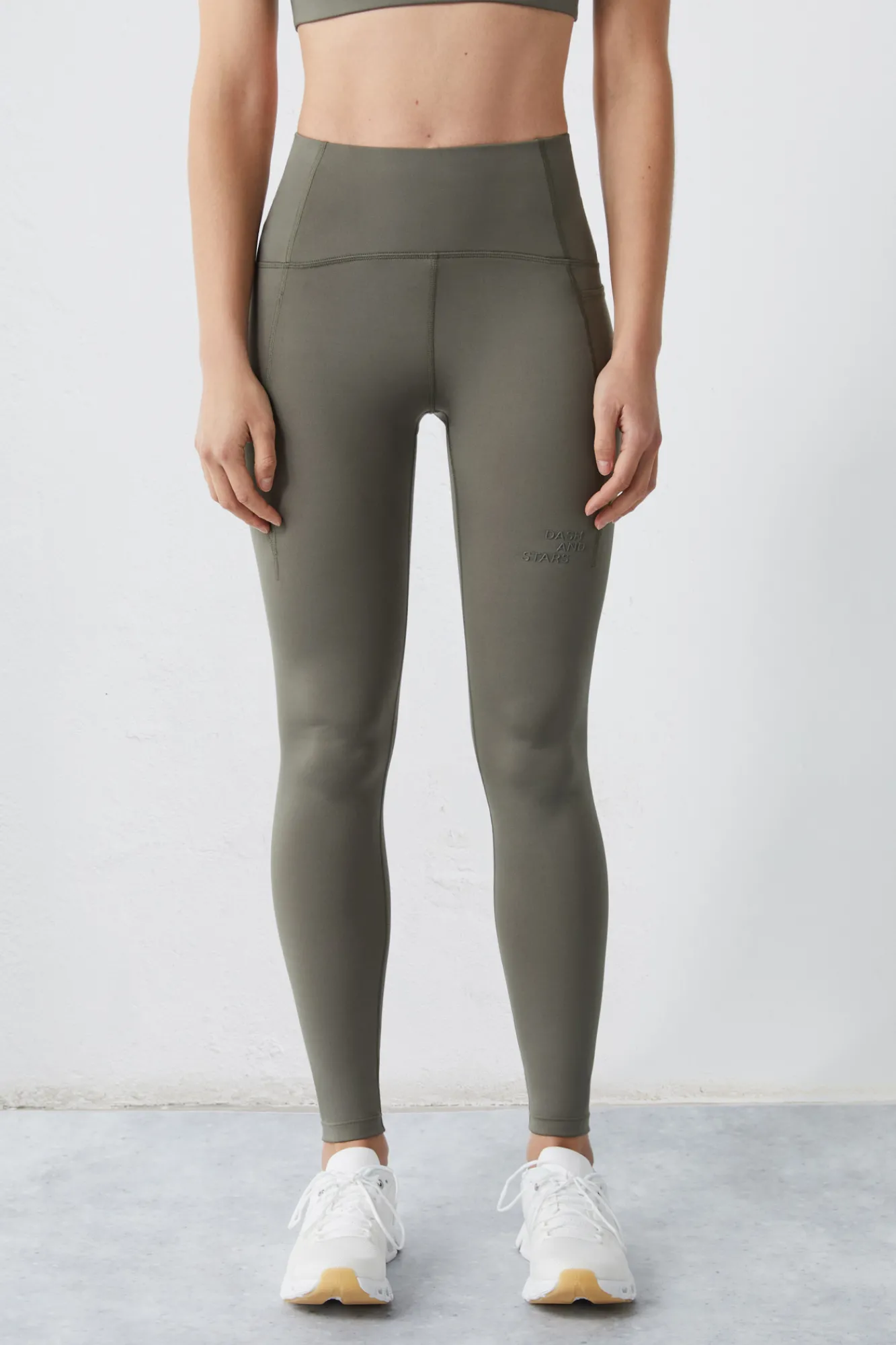 Dash and Stars Leggings Verde 4D Stretch Beige