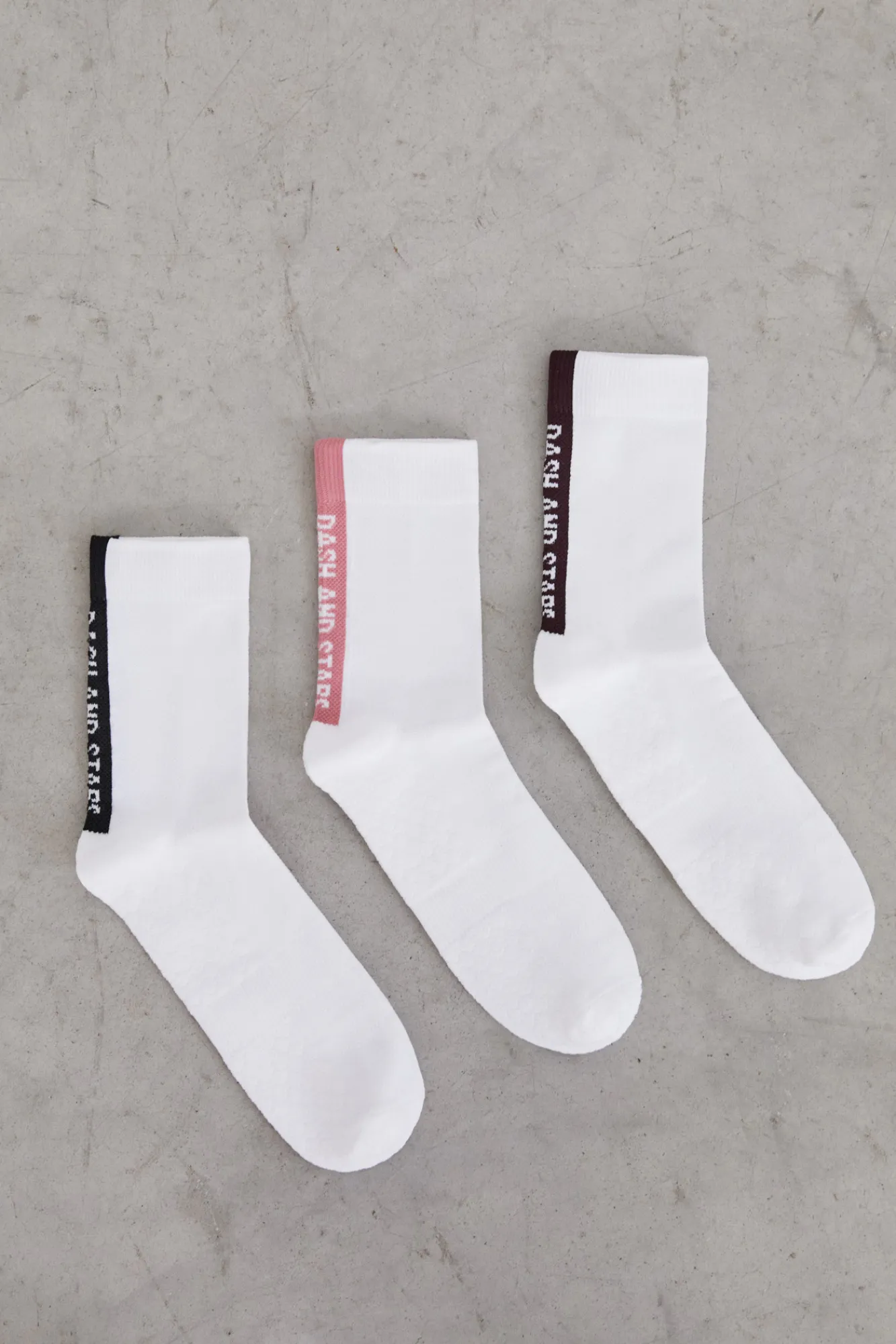 Dash and Stars Pack 3 Calcetines Cortos Blanco Negro Discount