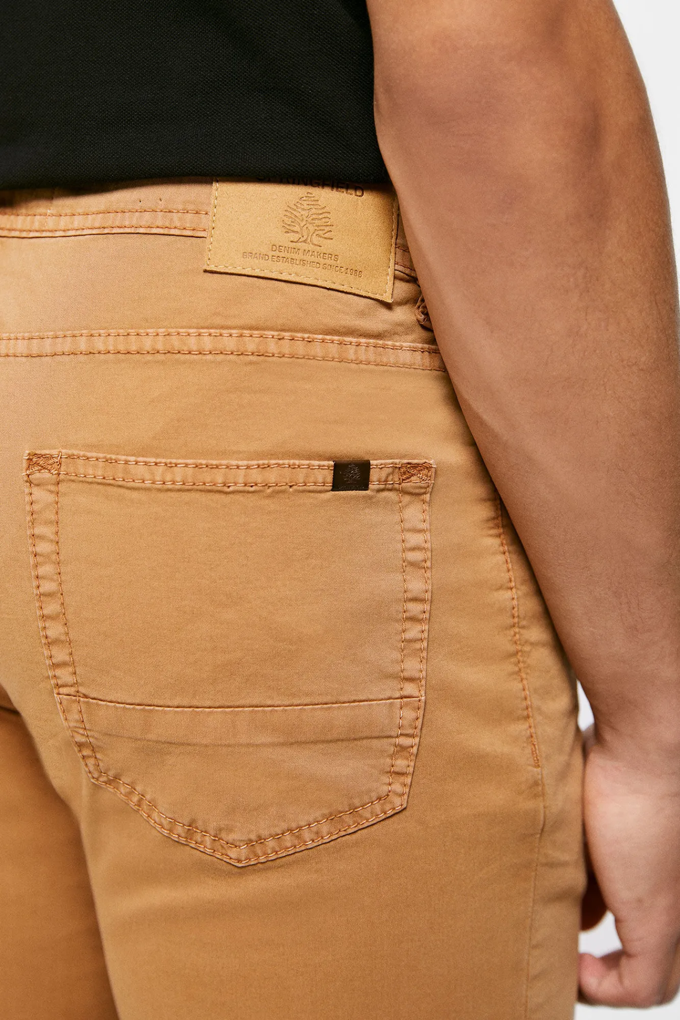 * Pantalon 5 Bolsillos Ligero Color Slim Lavado Tostado Outlet