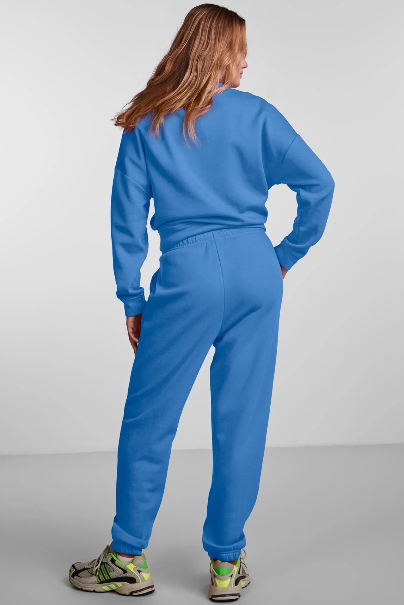Pieces Pantalon Jogger Felpa Azul Online