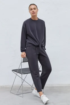 Dash and Stars Pantalon Jogger Negro Gris Hot