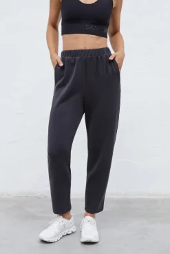 Dash and Stars Pantalon Jogger Negro Gris Hot