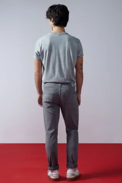 * Pantalon Slim 5 Bolsillos Color Gris Oscuro Online