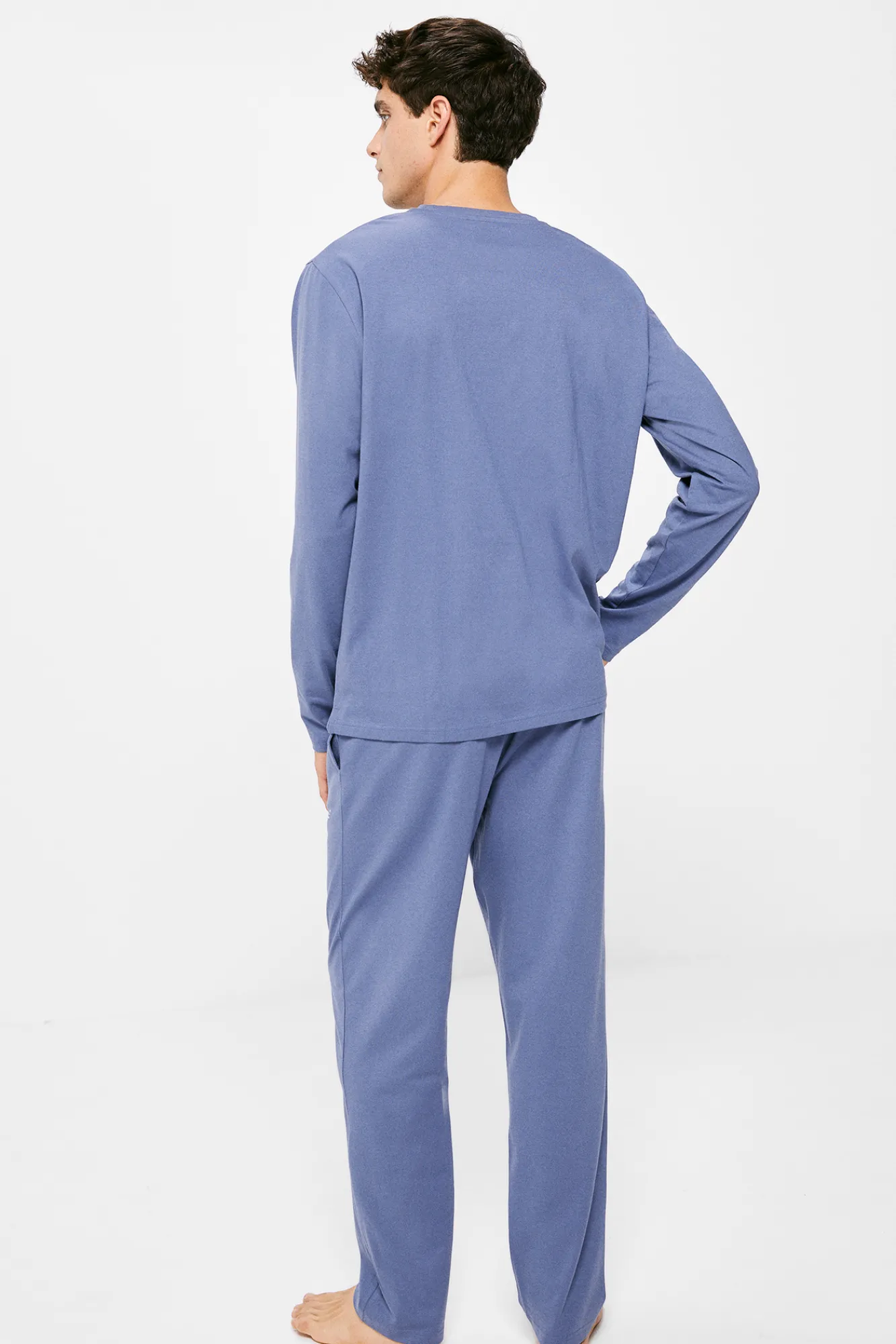 * Pijama Monocolor Extra Comfort Azul Medio Best