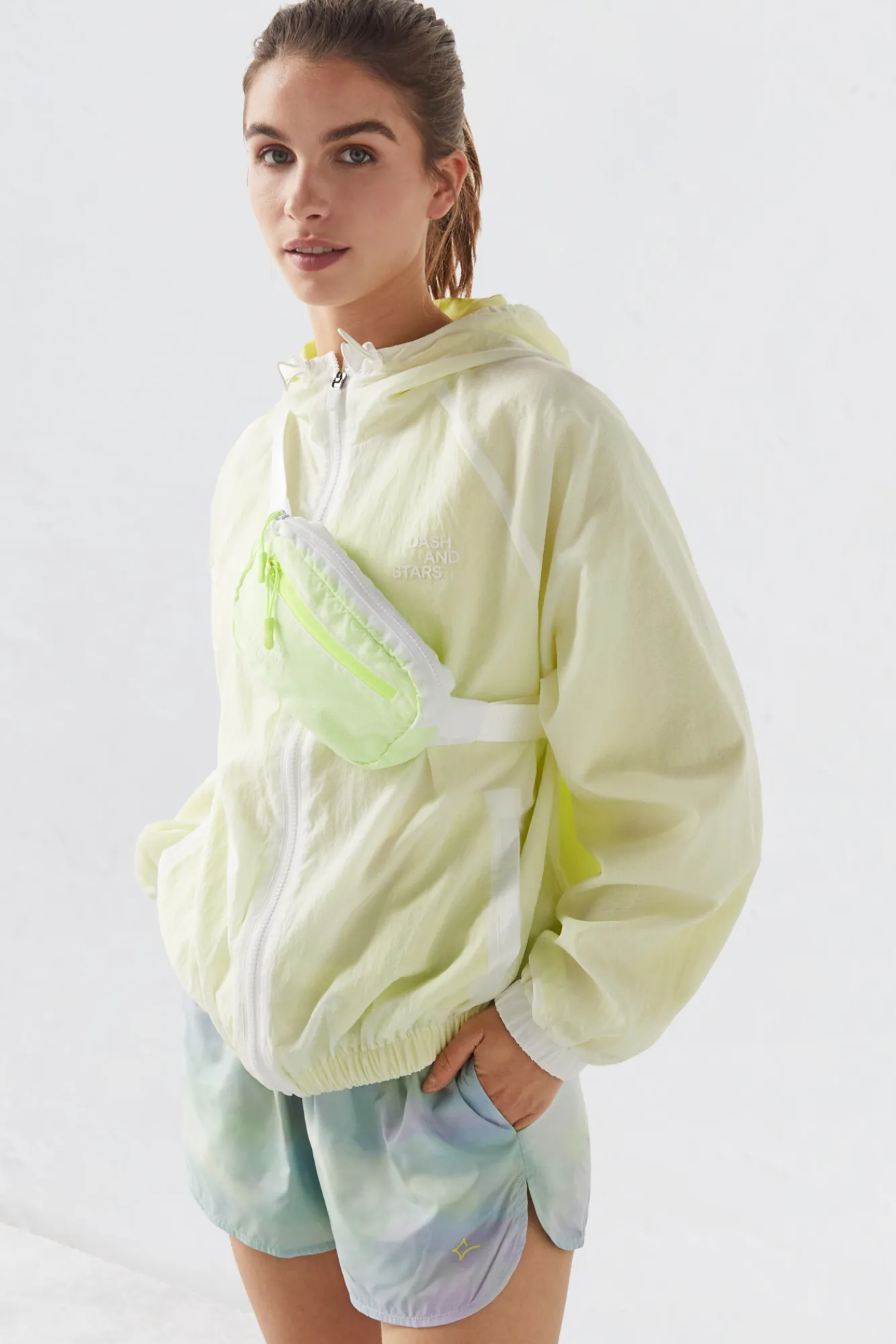 Dash and Stars Rinonera Nylon Ultraligera Lima Verde Sale