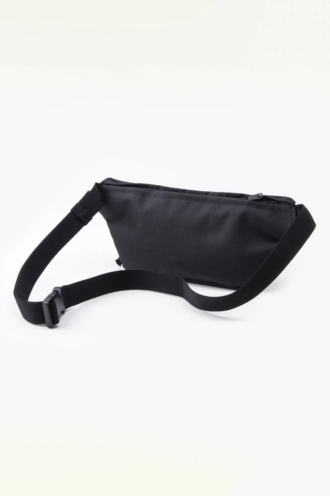 * Rinonera Small Banana Sling - Poster Logo Negro Sale