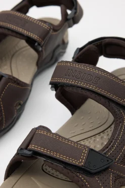 Inside Sandalia Sport Cangrejera Velc Marron Oscuro