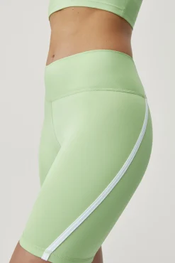 Born Living Yoga Short Daira Juice/White Verde New