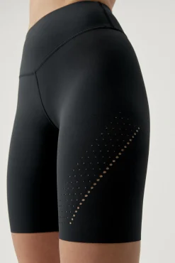 Born Living Yoga Short Soata Black Negro Clearance