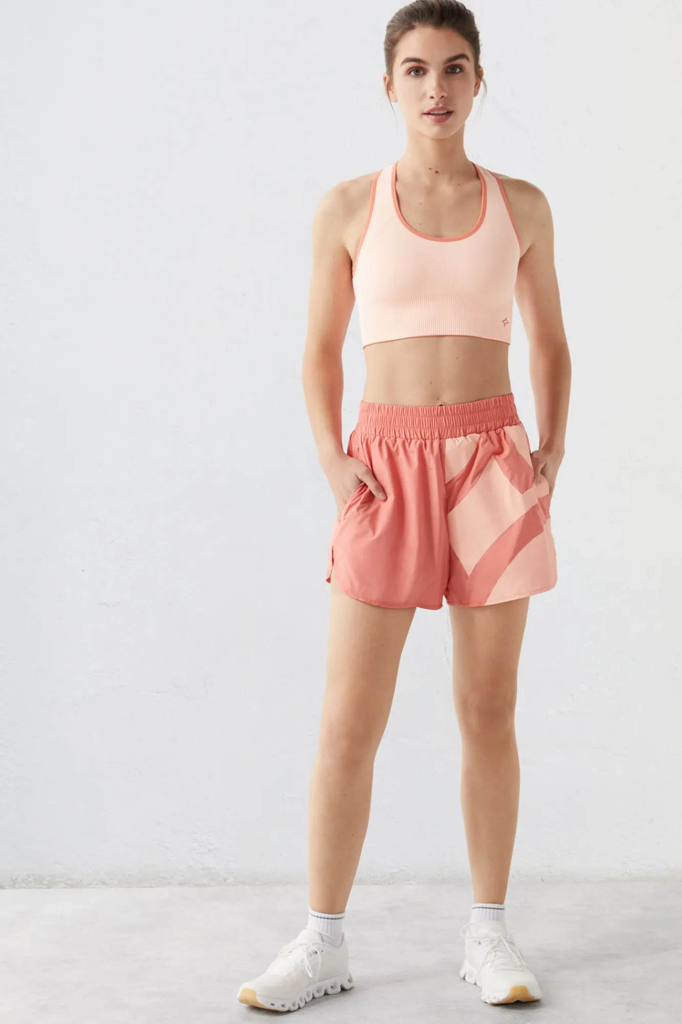 Dash and Stars Short Tecnico Retro Naranja Marron Online