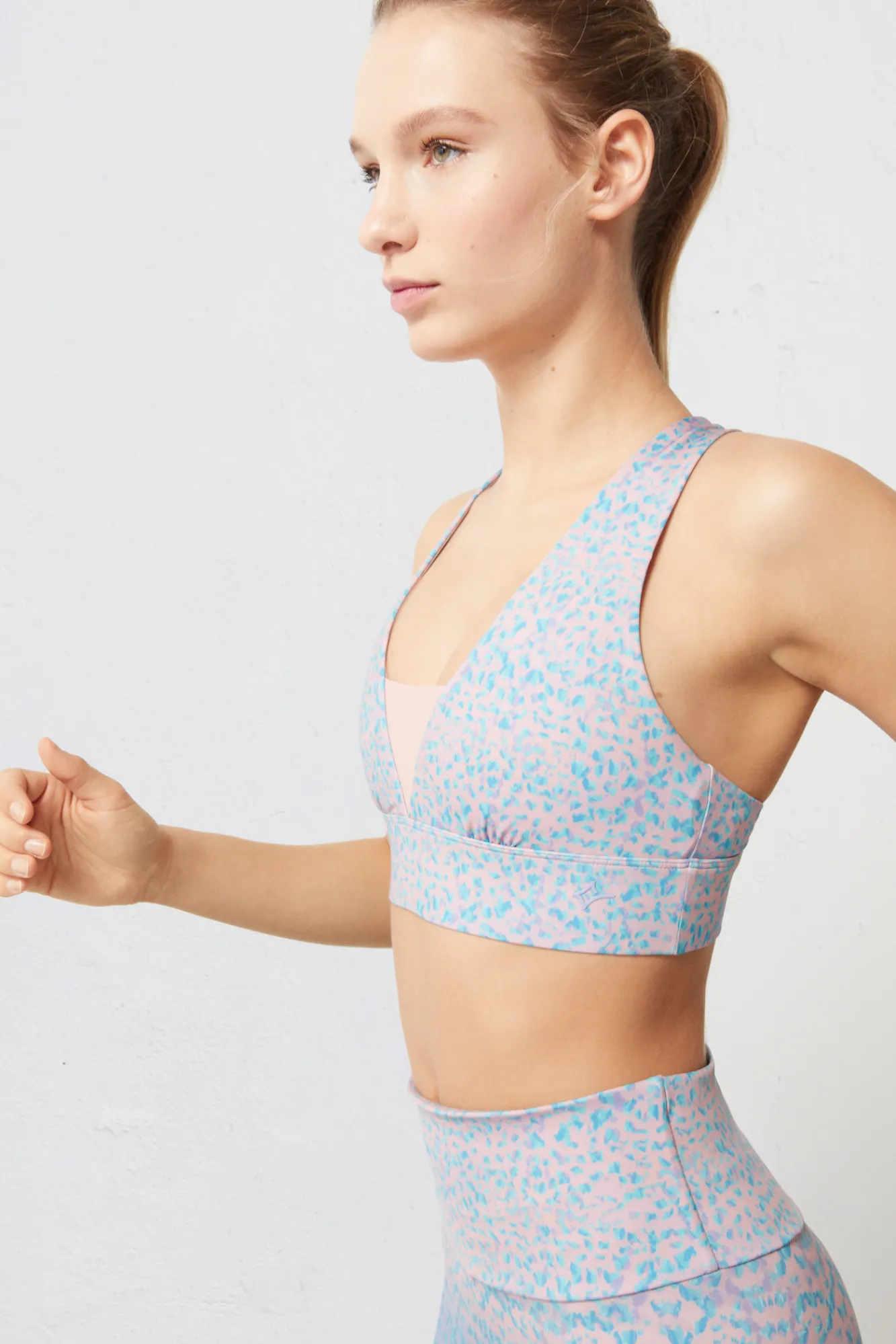 Dash and Stars Sujetador Deportivo Estampado 4D Stretch Rosa Outlet