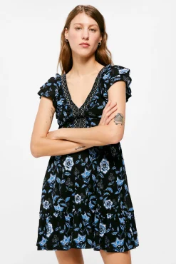 * Vestido Corto Escote Cenefa Negro