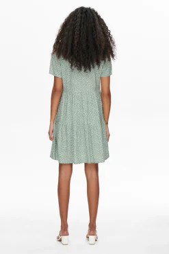Only Vestido Corto Manga Corta Verde Hot