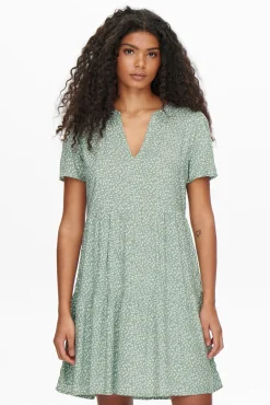 Only Vestido Corto Manga Corta Verde Hot