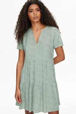 Only Vestido Corto Manga Corta Verde Hot