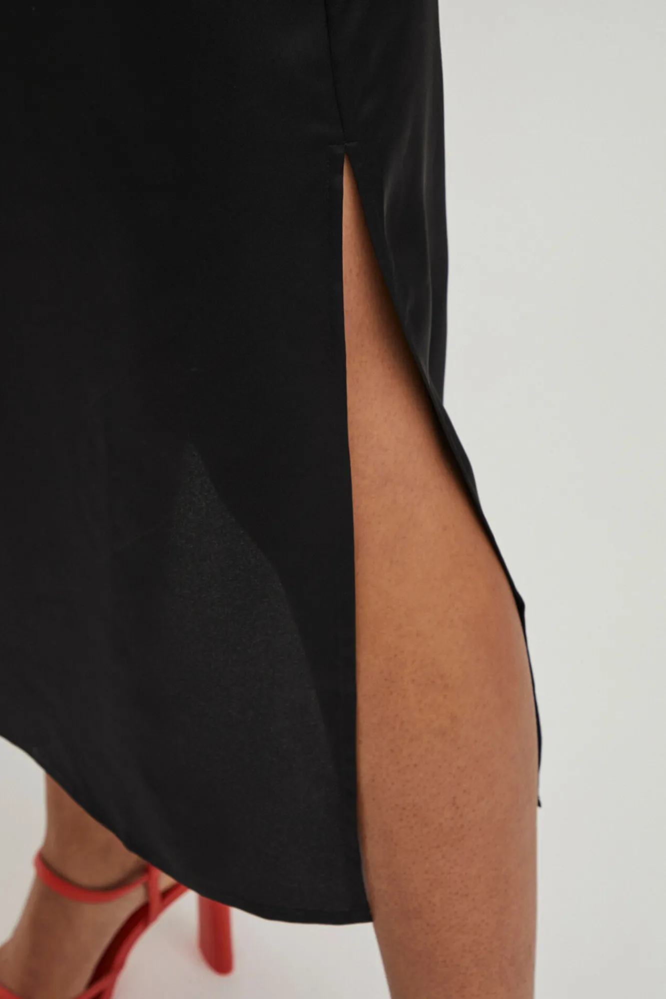 Vila Vestido Largo De Tirantes Satinado Negro Clearance